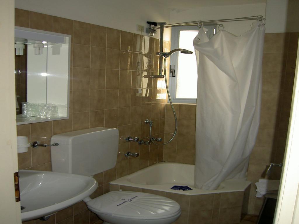 Albergo Kristina Bordighera Dış mekan fotoğraf